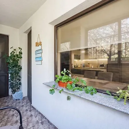 Cozy Summer Breeze Apartment Varna